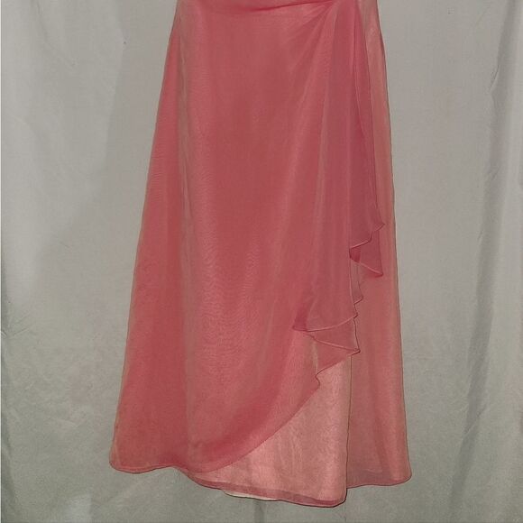 NWT Davis Bridal Strapless Chiffon Ruched  Formal Dress - Picture 2 of 8